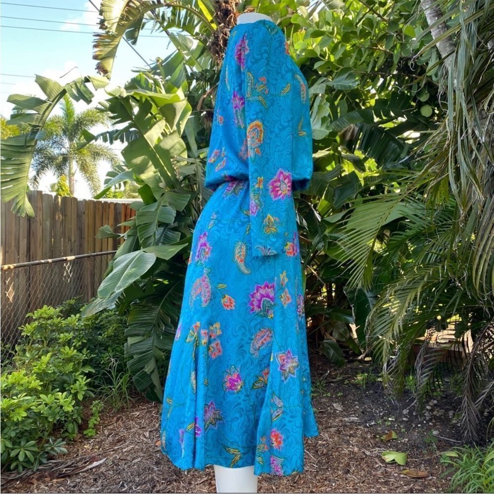 Vintage 70’s Lord&Taylor paisley print teal dress w/shoulder pads,elastic waist. - Picture 12 of 14